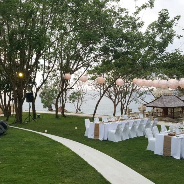 Cliff Top Lawn Wedding Bali